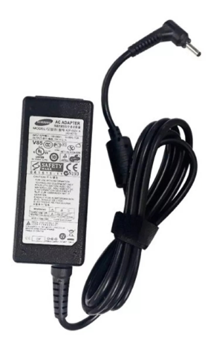 Cargador Original Samsung Ultrabook Series 3 5 7 9 Np530u3c